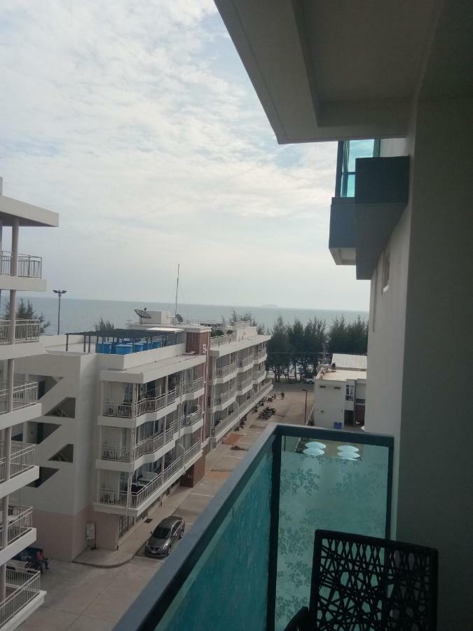 Grandblue Condo By Malai Mae Phim Luaran gambar